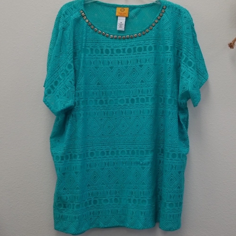 Bundle 3/$20 EUC Ruby Rd 1X top